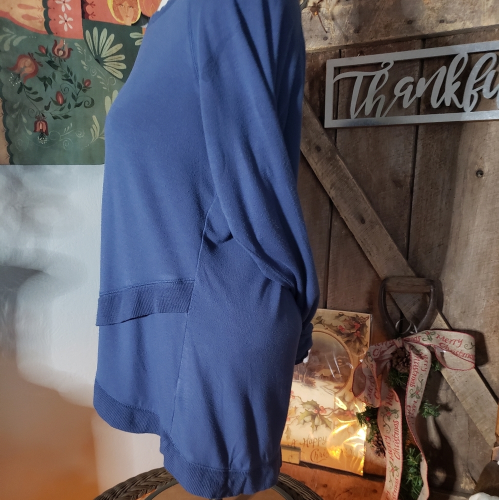 Avia High-Low Long Sleeve - Picture 5 of 5